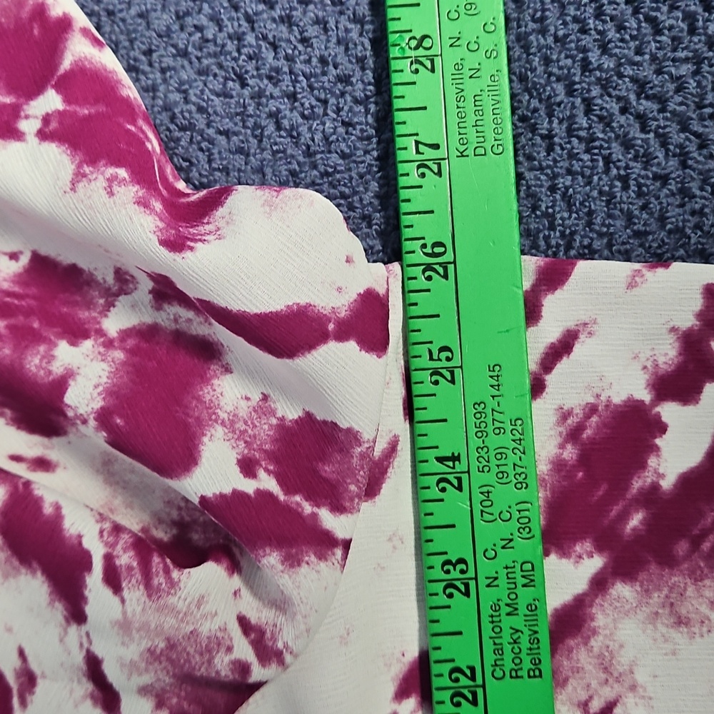 Investments 3/4 Sleeve Collared V-neck Hidden Button Front Top: Tie Dye: 1X - Picture 11 of 14